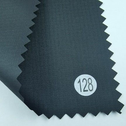 moisture permeable and breathable and waterproof 240t ripstop fabric in rpet poliester